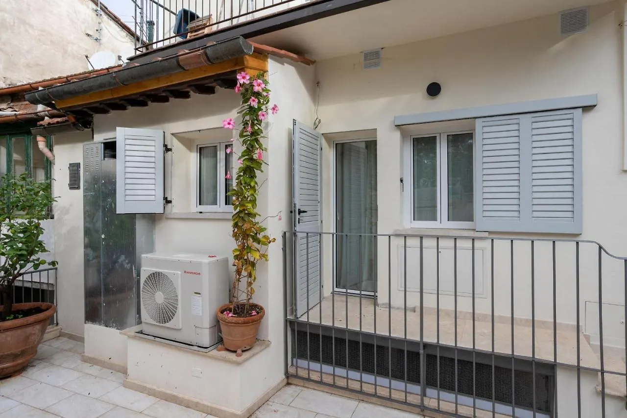 Fortini Florence Apartment